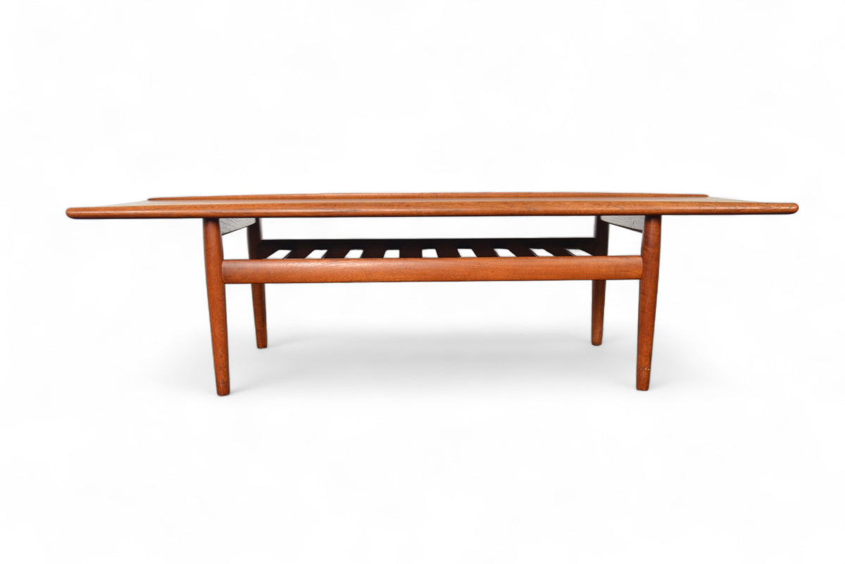 Denmark teak テーブル Danish-Mid-Century-Modern-