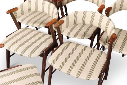 SET OF EIGHT KAI KRISTIANSEN MODEL 32 DINING CHAIRS IN ROSEWOOD