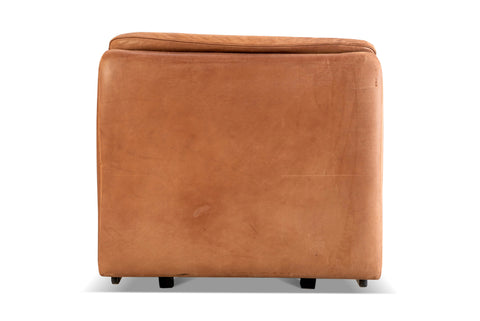 DESEDE "DS-66" LOUNGE CHAIR IN PATINATED LEATHER