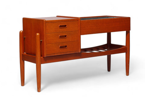 ARNE WAHL IVERSEN MODEL 36 PLANTER / HALLWAY CHEST IN TEAK Front view