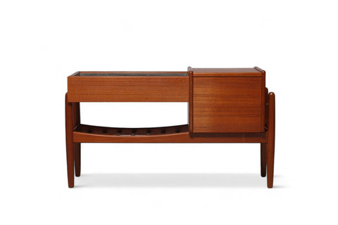 ARNE WAHL IVERSEN MODEL 36 PLANTER / HALLWAY CHEST IN TEAK Back view