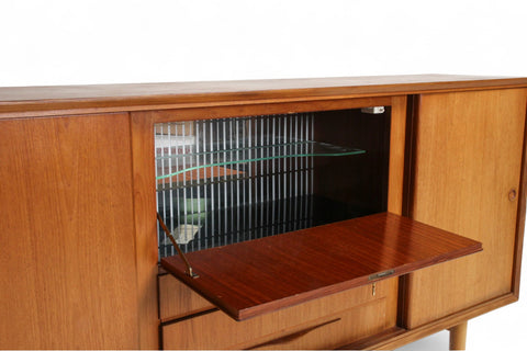 DANISH MODERN HIGH SIDEBOARD IN TEAK WITH MIRRORED DRY BAR