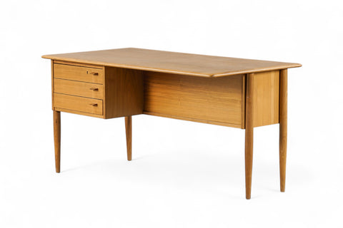 MID CENTURY WALNUT WRITING DESK BY GÖRAN STRAND