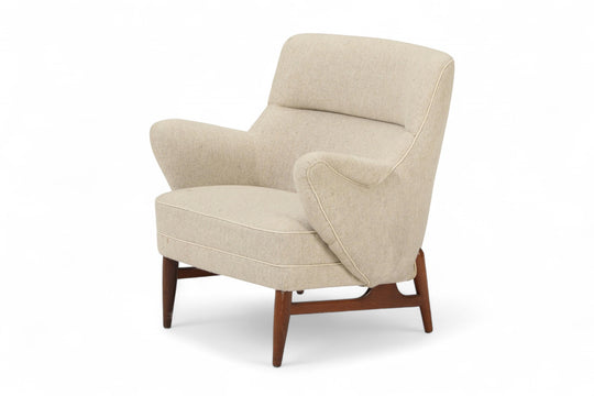 1950s DANISH MODERN CLUB / LOUNGE CHAIR IN PALE GREY WOOL