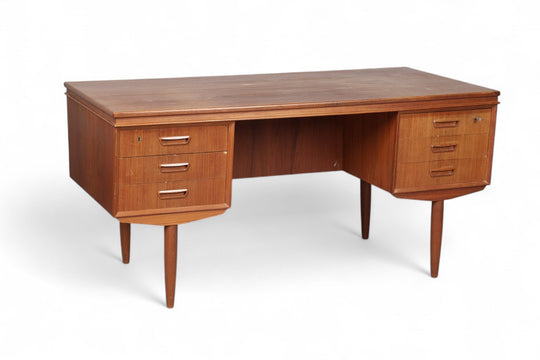 1960s DANISH MODERN ANGULAR DANISH WRITING DESK IN TEAK