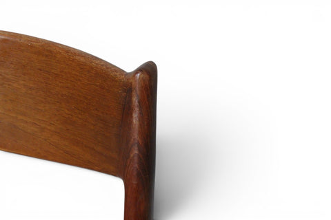 Detail of teak frame and upholstered seat on Glyngøre Stølefabrik dining chair 1960s