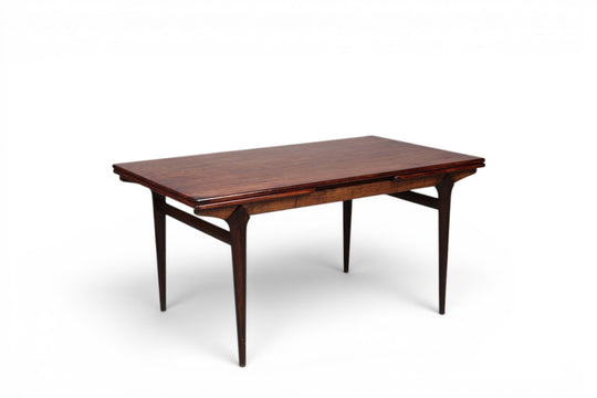 JOHANNES ANDERSEN JET AGE DRAW LEAF DINING TABLE IN ROSEWOOD