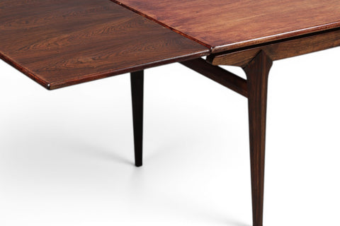 Top surface of Johannes Andersen rosewood dining table showing rich figuring — 1950s Danish