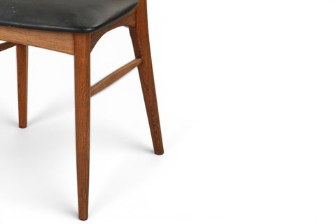 Tapered rosewood leg detail on Niels Koefoed Lis dining chair by Koefoeds Hornslet