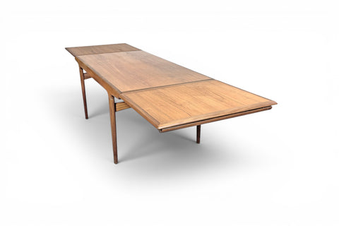 detail of draw leaf mechanism - 1950s Danish mid century teak dining table