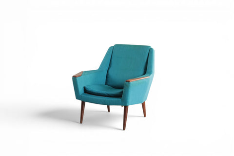 Lounge chair leg and base detail in teak - 1960s Denmark mid century modern