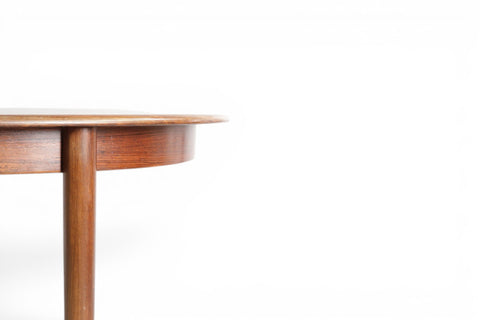 Oval rosewood dining table side profile - 1960s Danish mid century modern