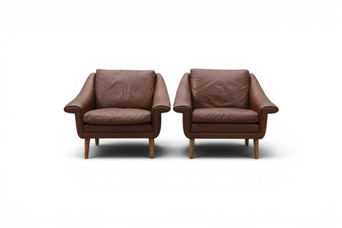 Matador armchair leather seat detail - 1960s Danish mid century modern
