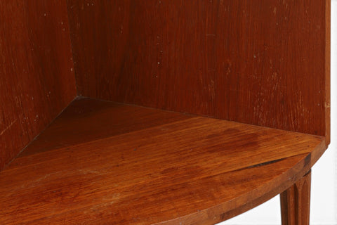Side profile of tapered teak corner shelf — 1950s-60s Danish modern