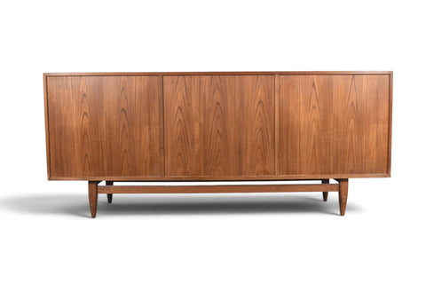 Vintage Svend Åge Madsen thirteen drawer teak dresser, 1960s, view 14