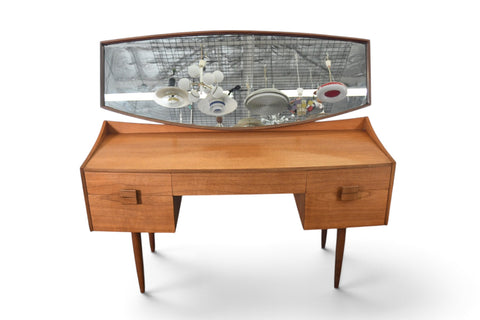 Vintage Ib Kofod Larsen G Plan Danish Range vanity in teak and rosewood, 1961, view 3