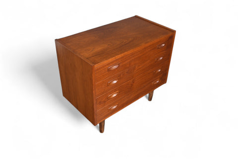 DANISH MODERN FOUR DRAWER GENTLEMAN'S CHEST IN TEAK
