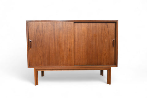 SMALL DANISH MODERN TEAK CREDENZA BY SVEN ELLEKAER