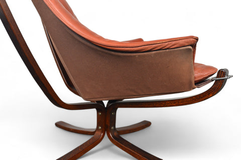 HIGHBACK WINGED FALCON CHAIR IN RUST LEATHER