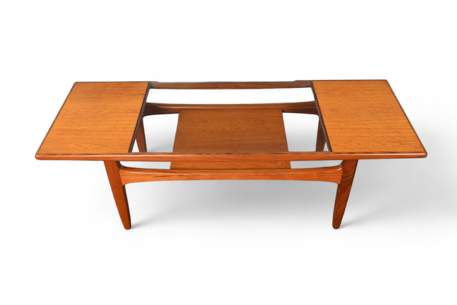 Mid Century Coffee Tables: Unique Vintage Designs