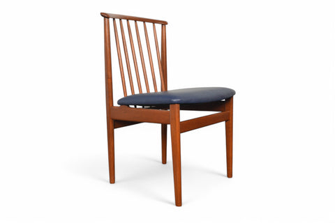 SINGLE SYLVE STENQUIST SPINDLE BACK DINING CHAIRS IN TEAK EYE LEVEL