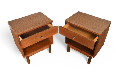 PAIR OF SINGLE DRAWER NIGHTSTANDS IN WALNUT BY STANLEY #1