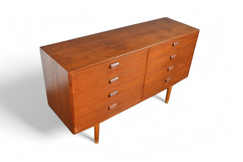 BØRGE MOGENSEN LOW EIGHT DRAWER TEAK DRESSER Top side view