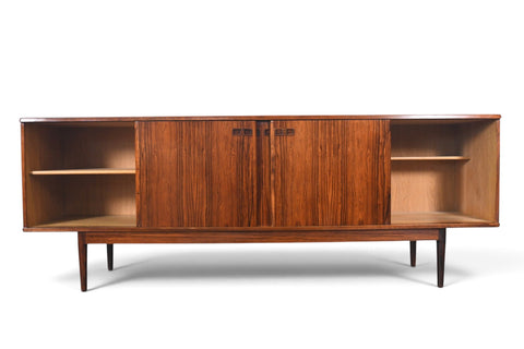 Vintage Johannes Andersen Brazilian rosewood sliding door credenza, 1960s, view 8