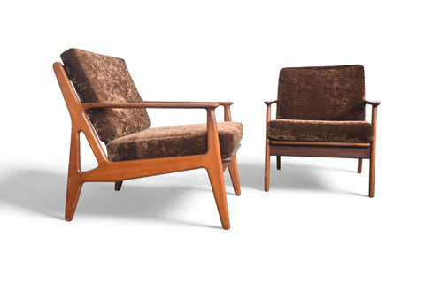 RARE PAIR OF ARNE VODDER FOR VAMO LOUNGE CHAIRS IN TEAK