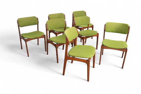 Mid-century teak dining chairs by Erik Buch for Oddense Maskinsnedkeri (set of seven)