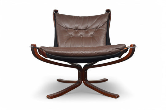 LOWBACK FALCON LOUNGE CHAIR IN BROWN LEATHER