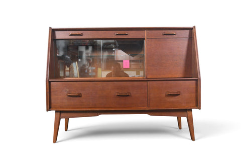 EARLY E. GOMME / G PLAN CREDENZA IN TEAK + OAK