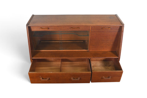 EARLY E. GOMME / G PLAN CREDENZA IN TEAK + OAK