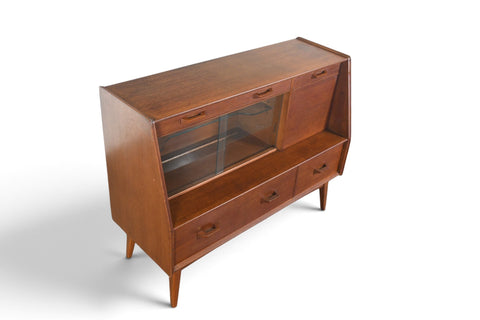 EARLY E. GOMME / G PLAN CREDENZA IN TEAK + OAK