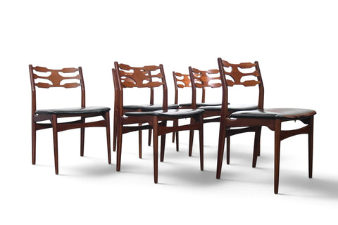 SET OF SIX DANISH MODERN DINING CHAIRS IN TEAK