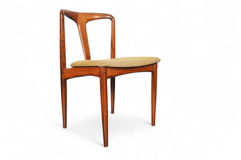 'Juliane' dining chair in rosewood with upholstered seats, designed by Johannes Andersen.