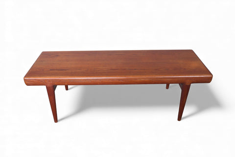 JOHANNES ANDERSEN ORGANIC TEAK COFFEE TABLE