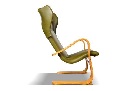 WINGBACK CANTILEVERED LOUNGE CHAIR BY GUSTAV AXEL BERG
