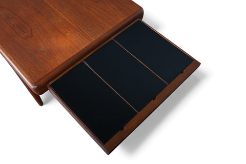 JOHANNES ANDERSEN ORGANIC TEAK COFFEE TABLE