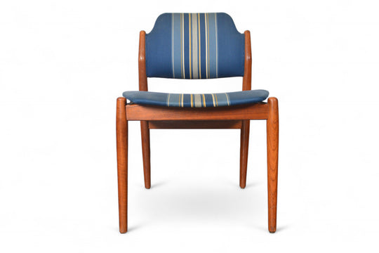 ARNE VODDER MODEL 62S DINING CHAIR IN TEAK