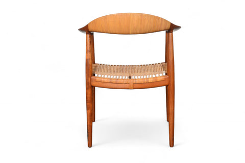 Johannes Hansen manufacture, Wegner JH-501 teak round chair with traditional cane weave