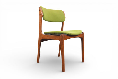 SET OF FOUR ERIK BUCH MODEL 49 DINING CHAIRS IN TEAK