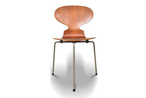 Arne Jacobsen Ant chair