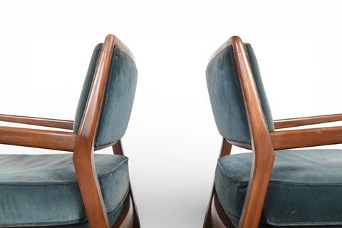 PAIR OF AMERICAN WALNUT LOUNGE CHAIRS, 1960s