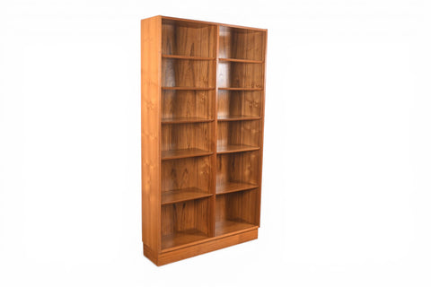 CARLO JENSEN DOUBLE TEAK BOOKCASE BY HUNDEVAD + CO | DANISH MODERN 1960s