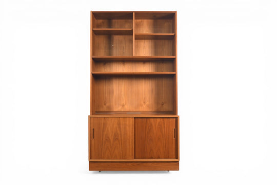 CARLO JENSEN TEAK CREDENZA WITH BOOKCASE HUTCH #2 BY HUNDEVAD + CO | DANISH MODERN 1960s