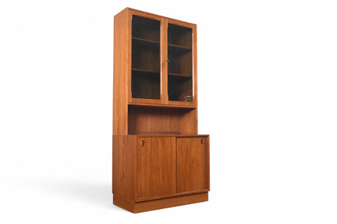 DANISH MODERN TEAK CREDENZA WITH SMOKED GLASS HUTCH | DANISH MODERN 1960s