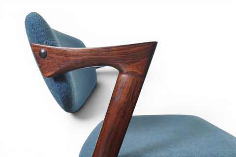 SET OF EIGHT KAI KRISTIANSEN MODEL 42 DINING CHAIRS IN ROSEWOOD