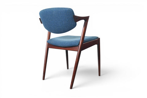 SET OF EIGHT KAI KRISTIANSEN MODEL 42 DINING CHAIRS IN ROSEWOOD