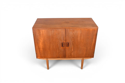 Børge Mogensen teak oak credenza, angled view showing Scandinavian craftsmanship
